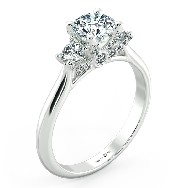 Nhẫn nữ kim cương Threestone có bridge accent NCH3203